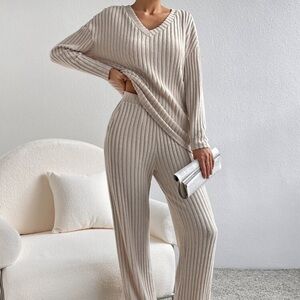 Cozy Ribbed Knit Lounge Set in Cream